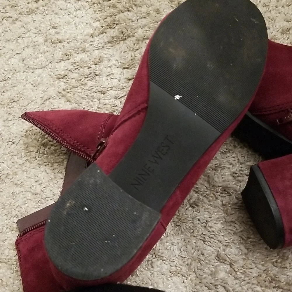 Nine West burgundy suede ankle boots - Picture 5 of 5